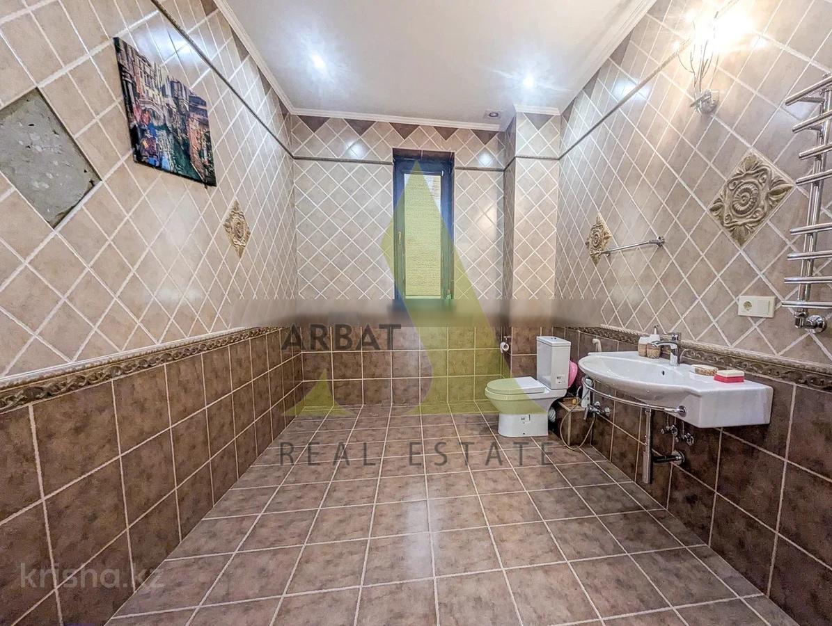 Фото Отдельный дом, 8 комн, 800м²
