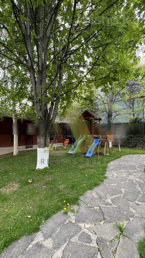 Фото Отдельный дом, 7 комн, 823м²