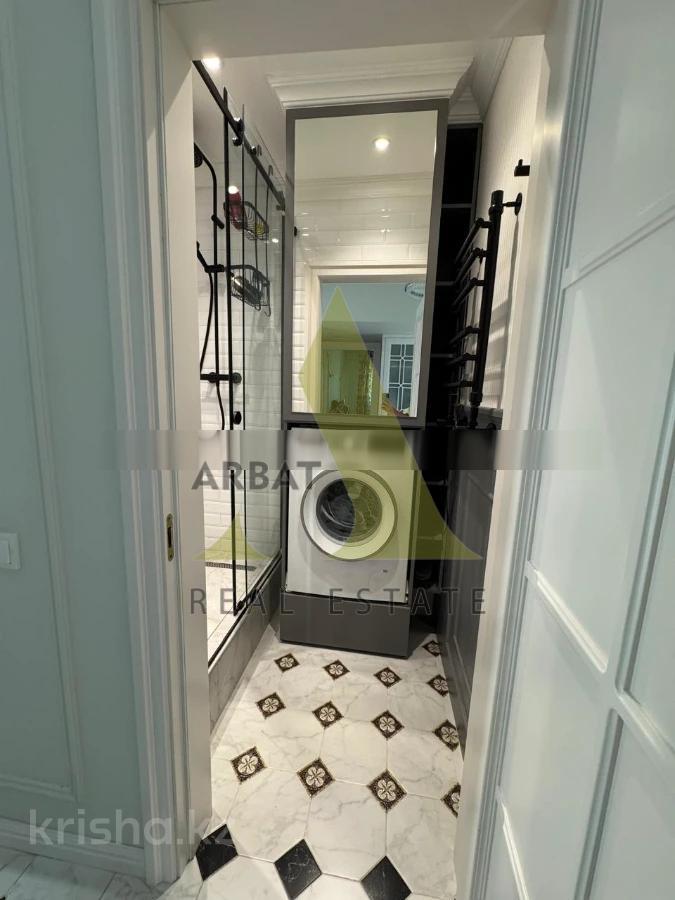 Фото Квартира, 3 комн, 138 м², 4/4 эт., 1978 г.п.