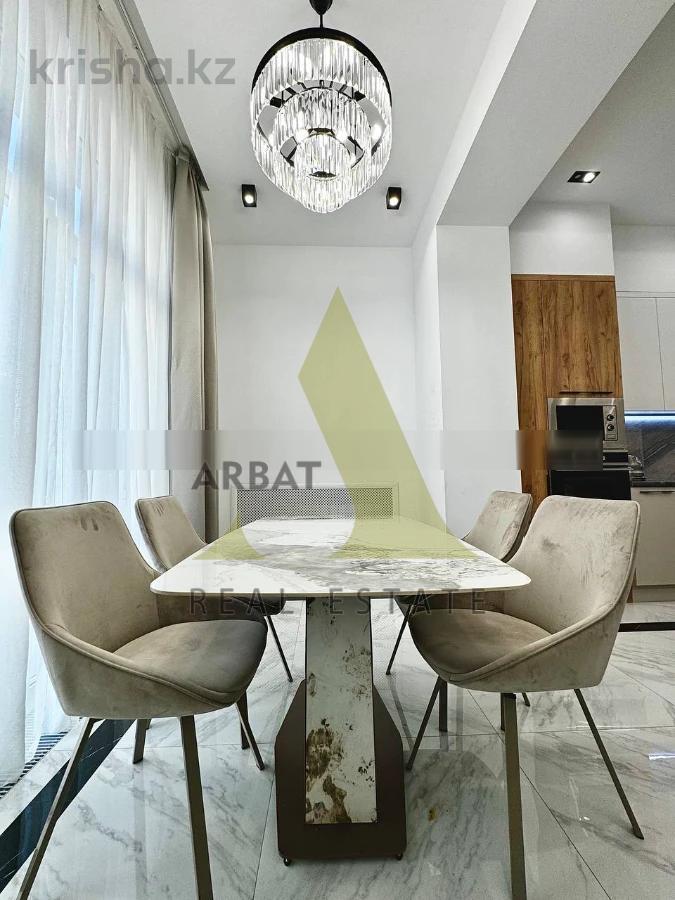 Фото Квартира, 4 комн, 210 м², 2/3 эт., 2020 г.п.