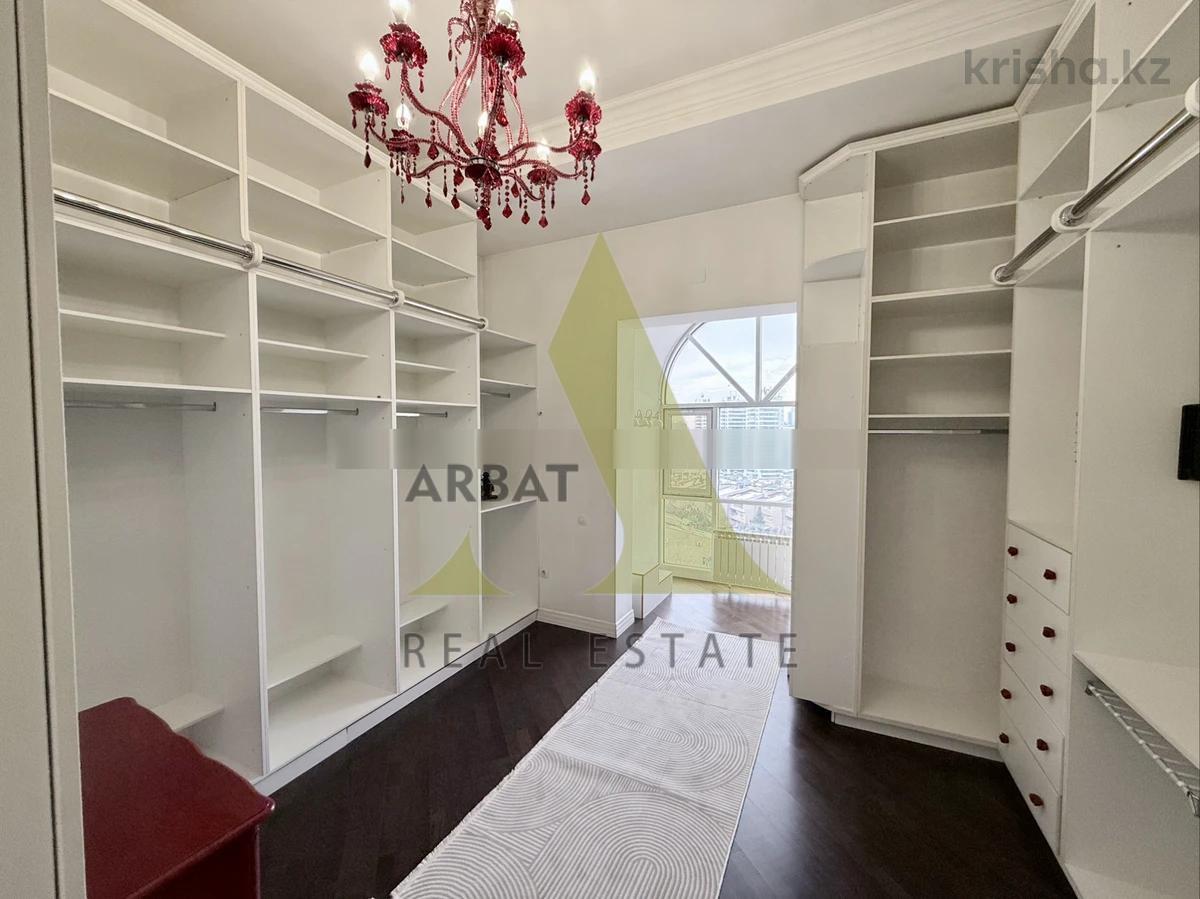 Фото Квартира, 6 комн, 300 м², 6/7 эт.