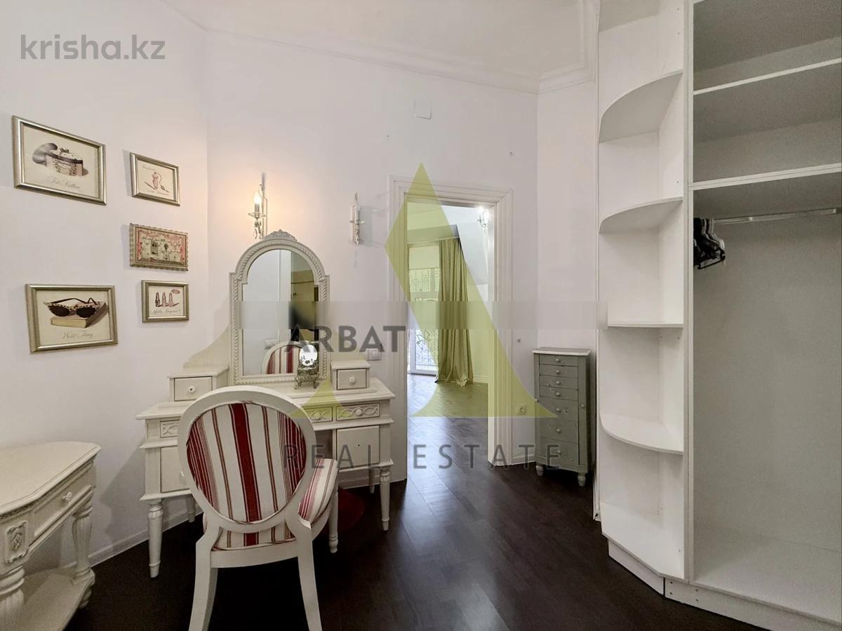 Фото Квартира, 6 комн, 300 м², 6/7 эт.