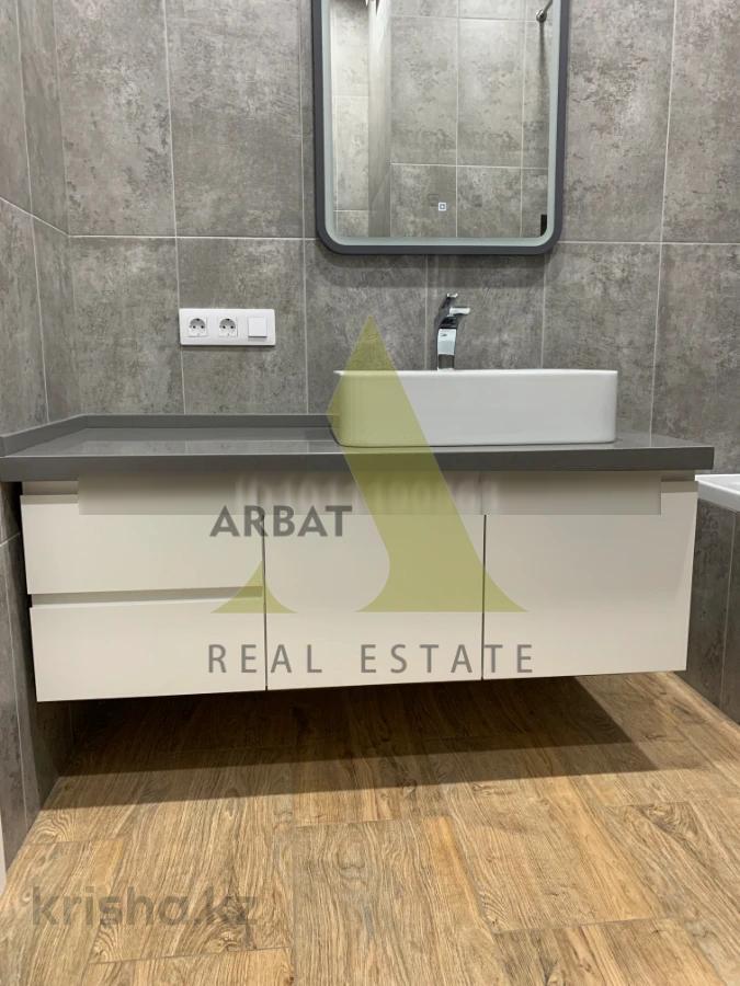 Фото Квартира, 3 комн, 103 м², 8/10 эт., 2019 г.п.