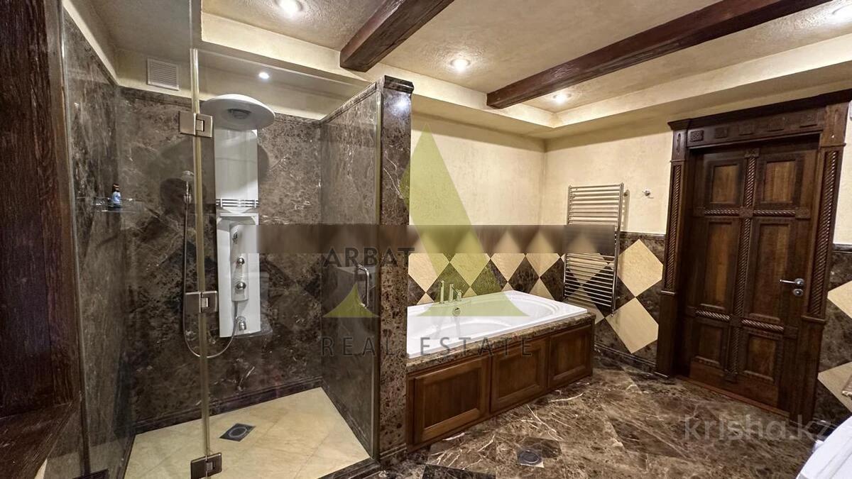 Фото Отдельный дом, 5 комн, 700м²