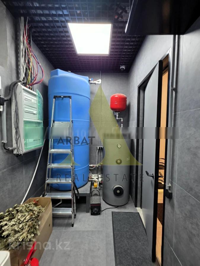 Фото Отдельный дом, 5 комн, 300м²