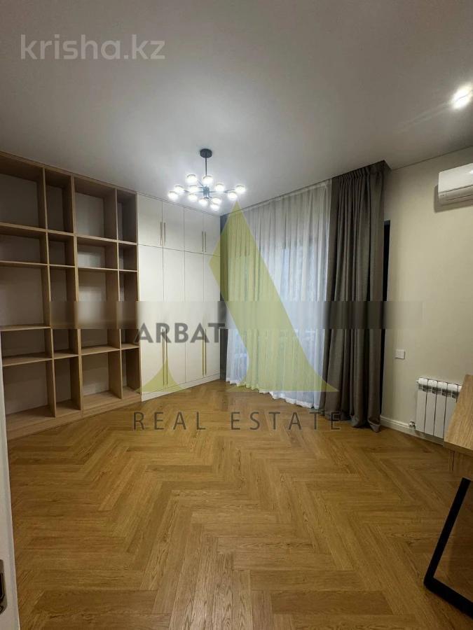 Фото Квартира, 4 комн, 160 м², 2/3 эт., 2023 г.п.