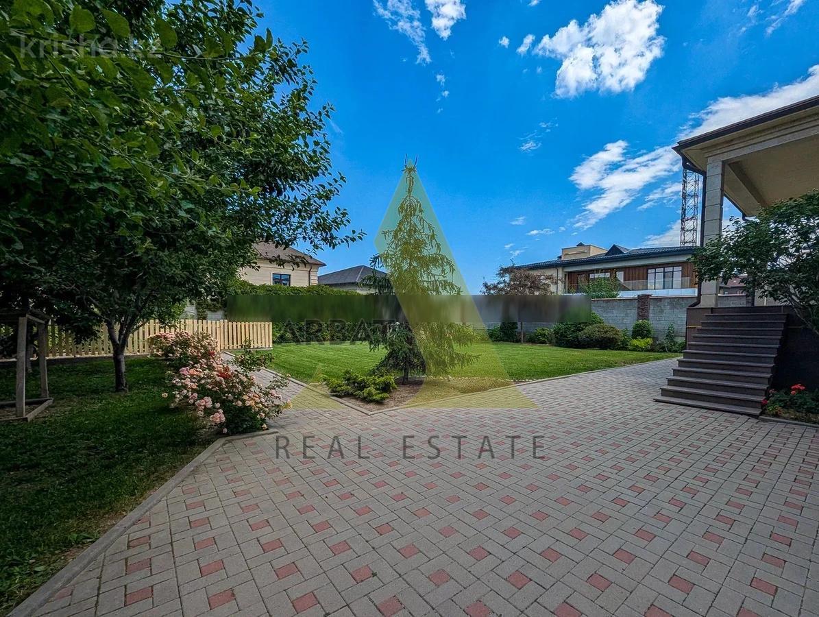 Фото Отдельный дом, 8 комн, 800м²