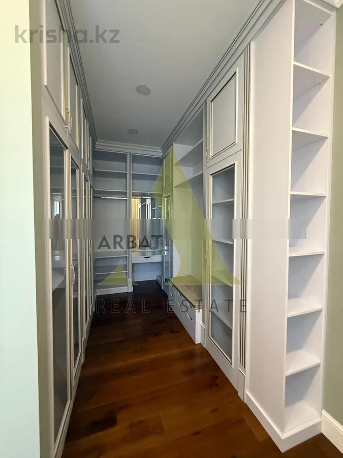 Фото Квартира, 6 комн, 300 м², 6/6 эт.