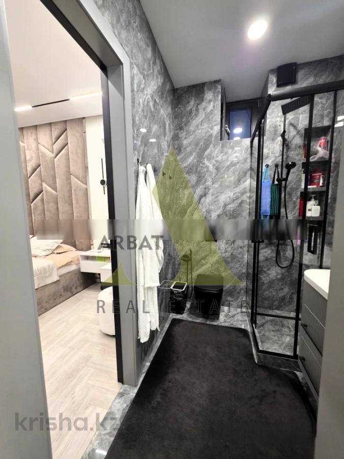 Фото Отдельный дом, 5 комн, 300м²