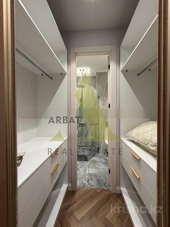 Фото Квартира, 6 комн, 380 м², 1/3 эт.