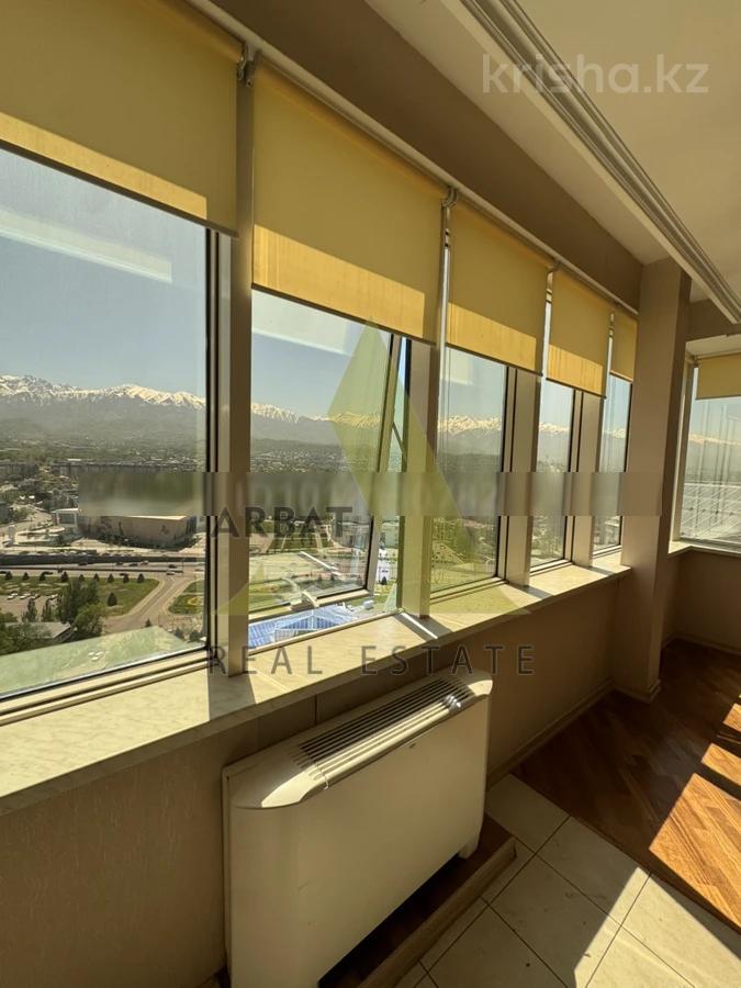 Фото Квартира, 3 комн, 165 м², 23/30 эт., 2010 г.п.