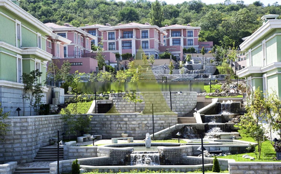 Фото Отдельный дом, 6 комн, 700м²