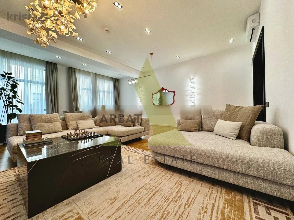 Фото Квартира, 4 комн, 210 м², 2/3 эт., 2020 г.п.