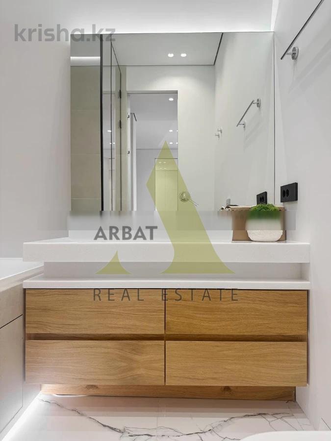 Фото Квартира, 5 комн, 320 м², 9/10 эт., 2017 г.п.