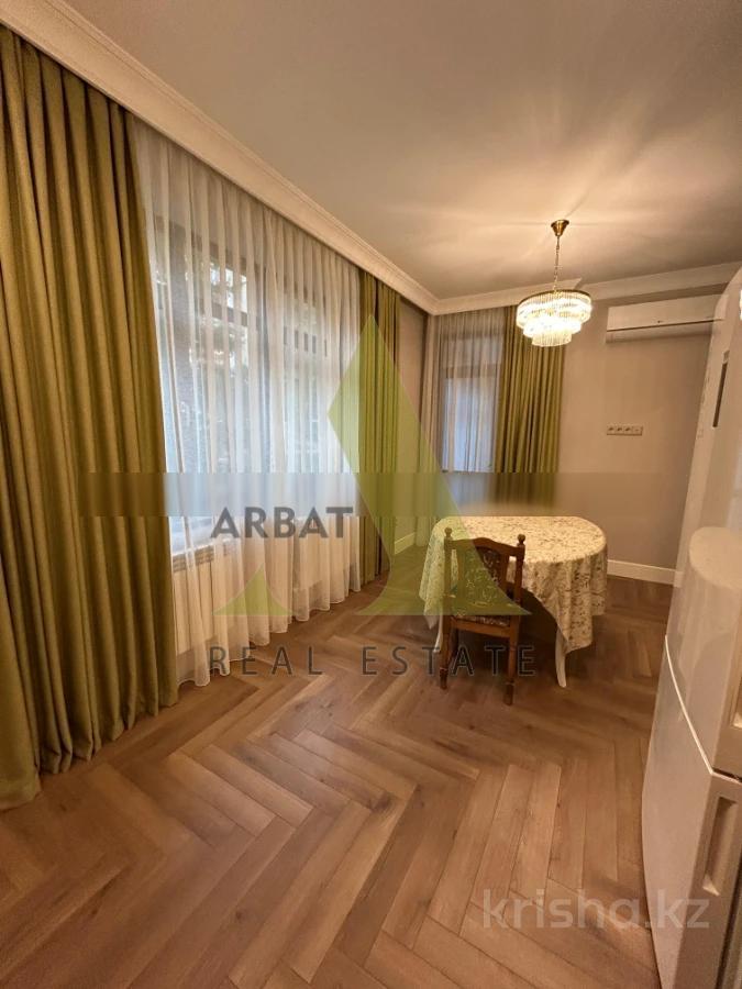 Фото Квартира, 4 комн, 150 м², 1/6 эт., 2012 г.п.