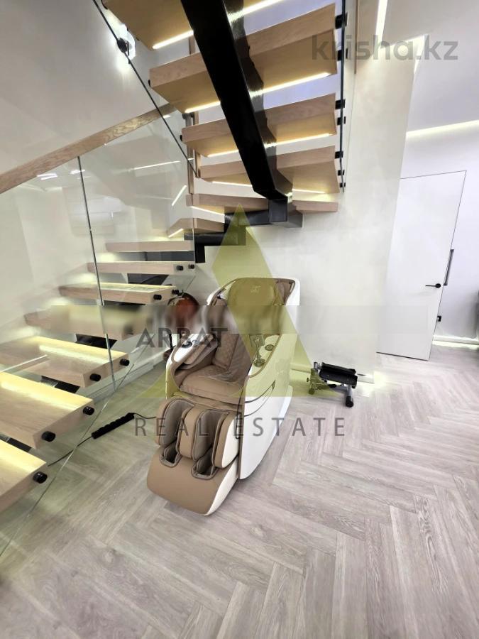 Фото Отдельный дом, 5 комн, 300м²