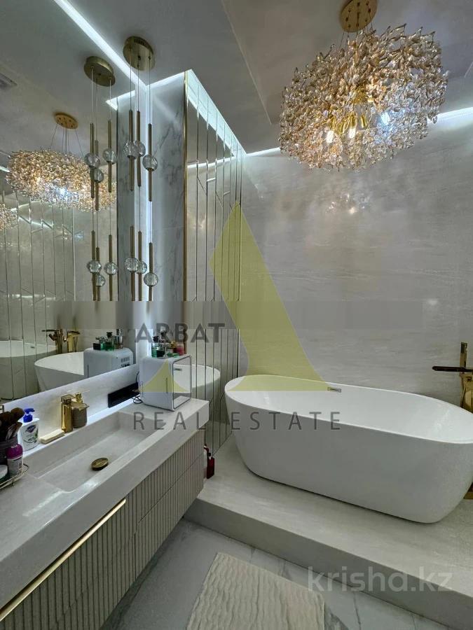 Фото Квартира, 4 комн, 186 м², 1/3 эт., 2022 г.п.