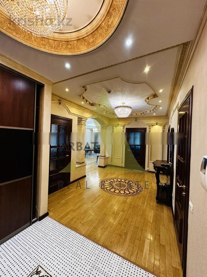 Фото Квартира, 5 комн, 200 м², 6/17 эт.