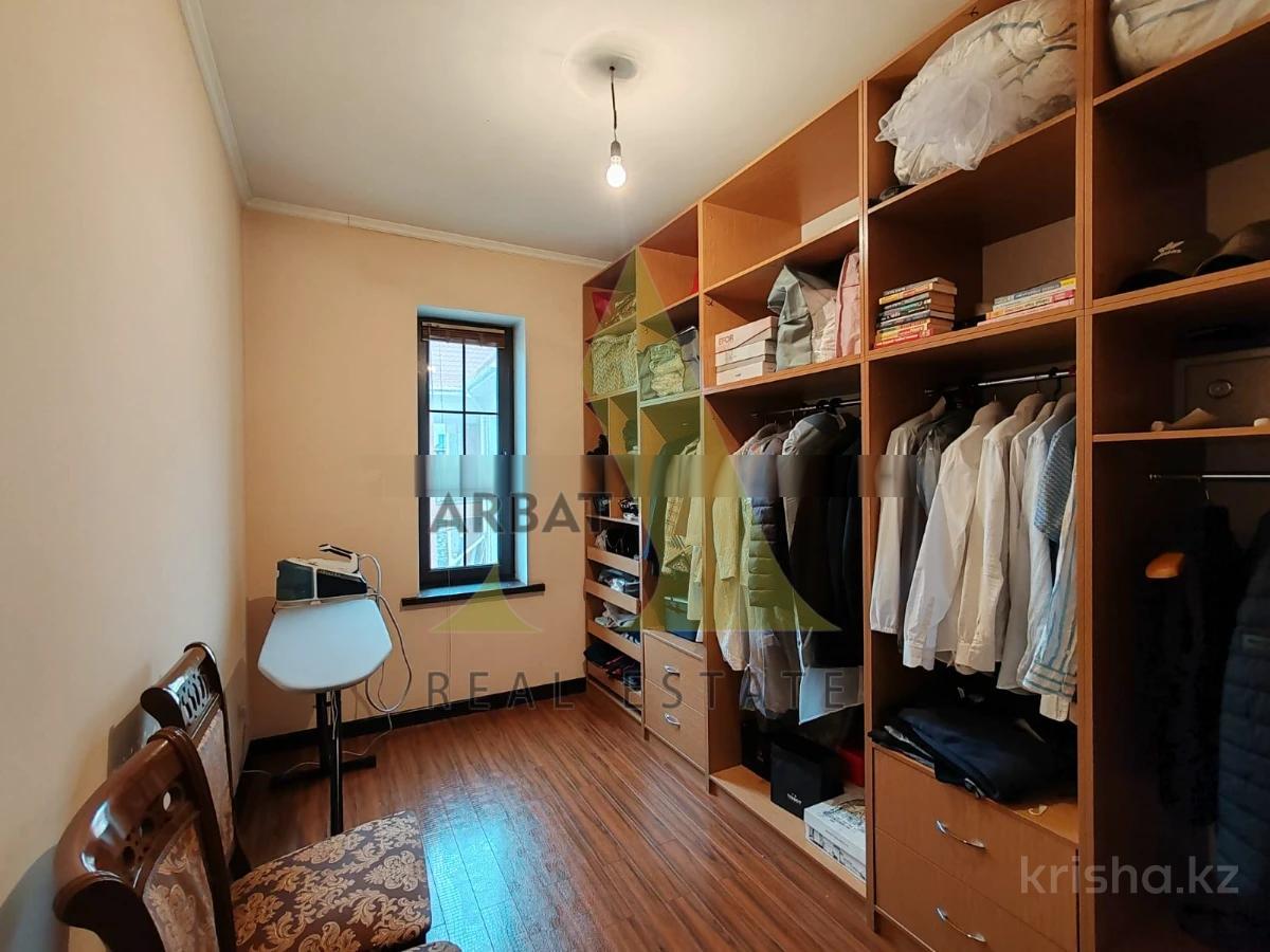 Фото Отдельный дом, 11 комн, 380м²