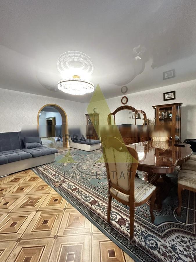 Фото Квартира, 4 комн, 143.2 м², 4/9 эт., 1994 г.п.