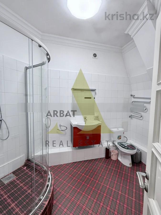 Фото Квартира, 6 комн, 300 м², 6/7 эт.