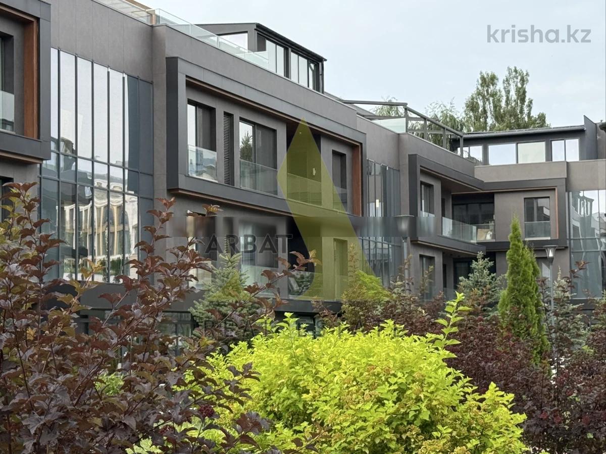 Фото Квартира, 3 комн, 170 м², 3/3 эт.