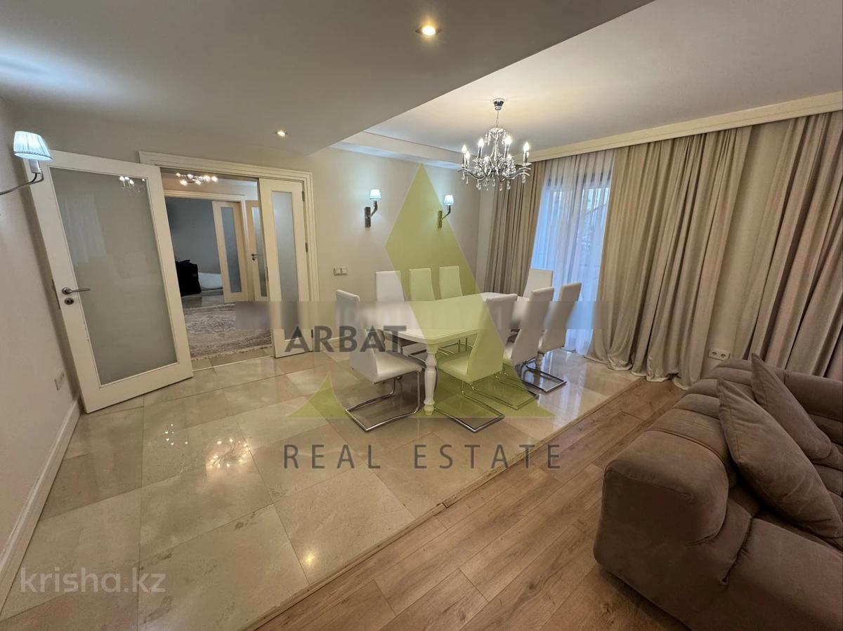 Фото Квартира, 5 комн, 220 м², 2 эт., 2007 г.п.