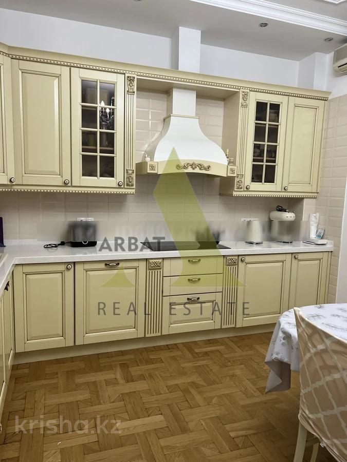 Фото Квартира, 4 комн, 205 м², 8/9 эт., 2004 г.п.