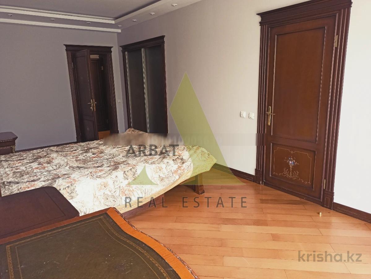 Фото Квартира, 5 комн, 175 м², 2/5 эт., 2005 г.п.