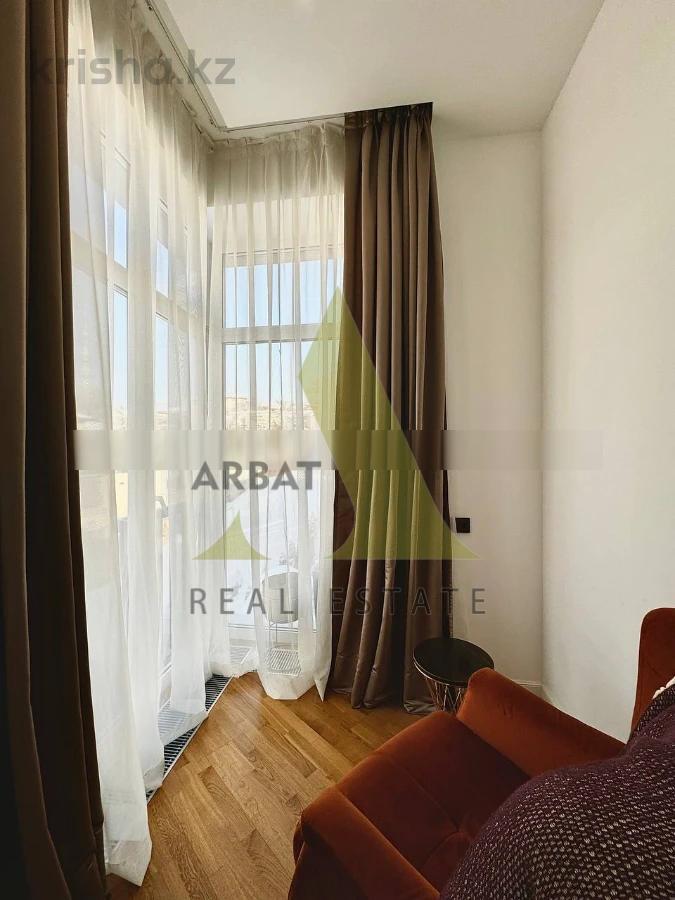 Фото Квартира, 4 комн, 210 м², 2/3 эт., 2020 г.п.