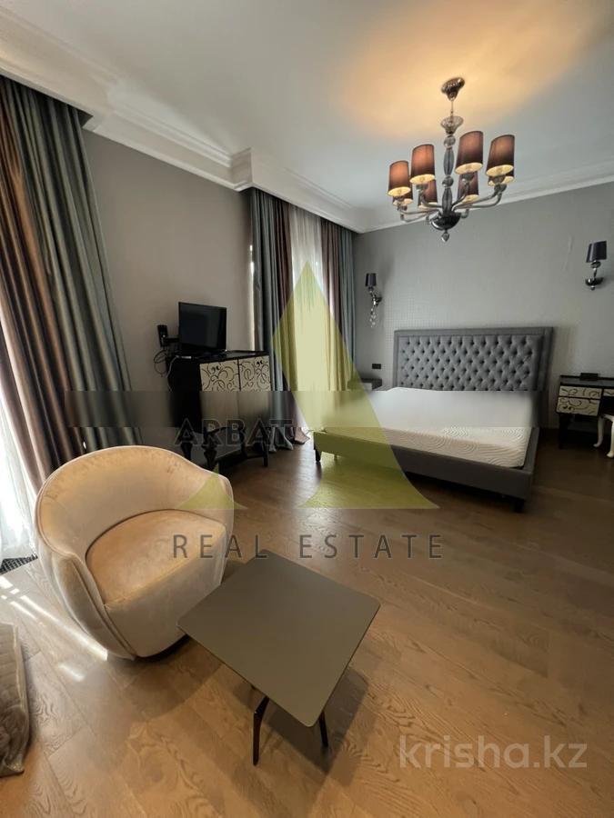 Фото Квартира, 5 комн, 185 м², 4 эт.