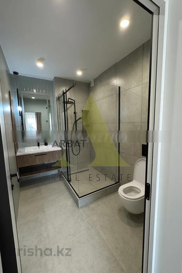 Фото Квартира, 2 комн, 75 м², 1/9 эт., 2015 г.п.