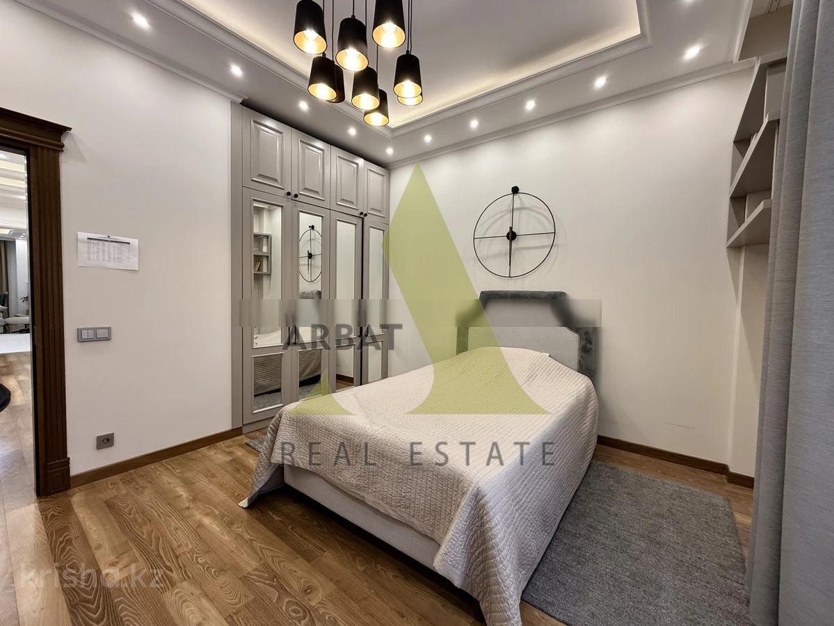 Фото Квартира, 4 комн, 158 м², 4/6 эт., 2007 г.п.