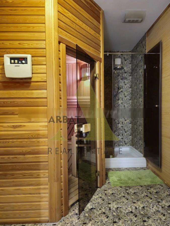 Фото Квартира, 5 комн, 364 м², 3/4 эт., 2011 г.п.