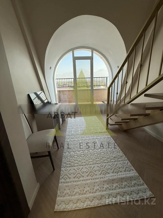 Фото Квартира, 8 комн, 189.2 м², 6/6 эт., 2013 г.п.