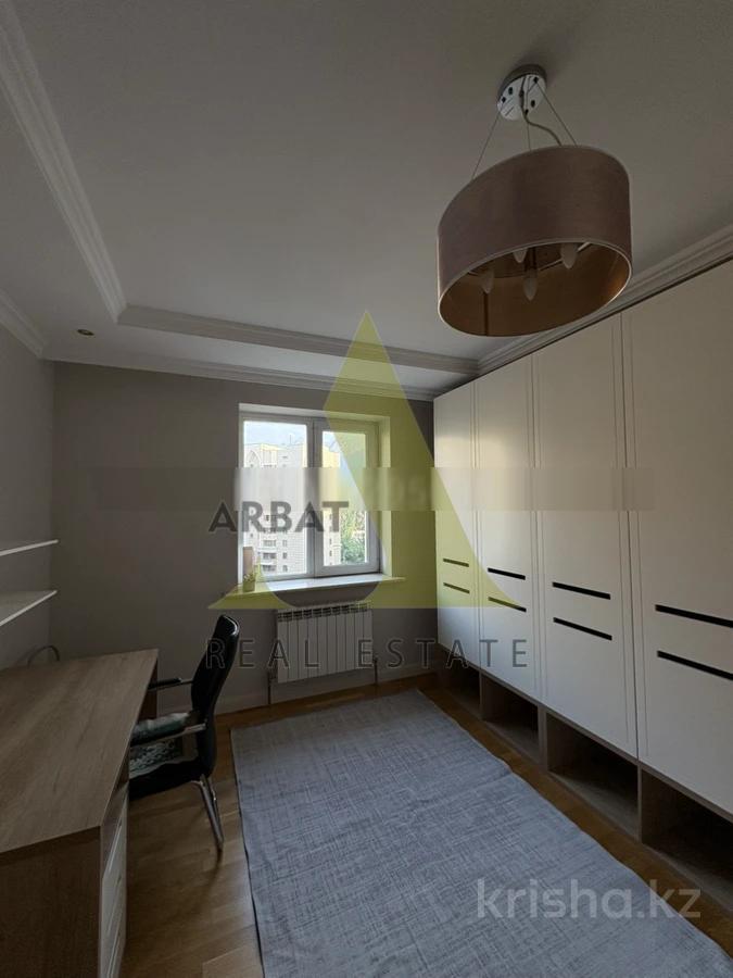 Фото Квартира, 4 комн, 140 м², 7/9 эт.