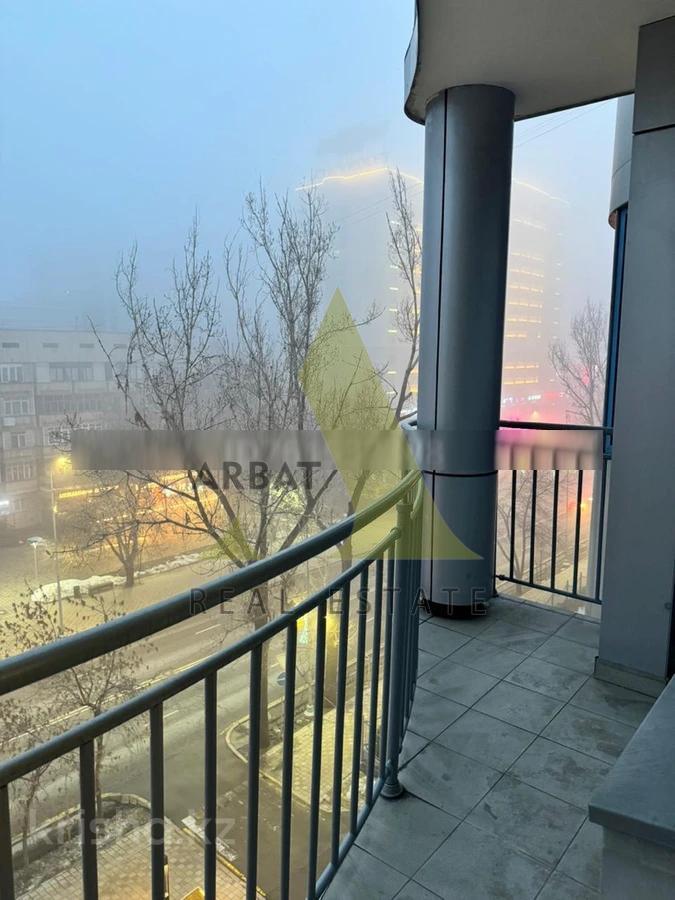 Фото Квартира, 4 комн, 185 м², 4/5 эт.