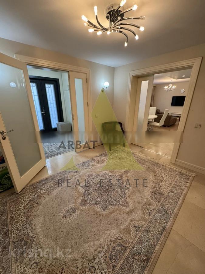 Фото Квартира, 5 комн, 220 м², 2 эт., 2007 г.п.