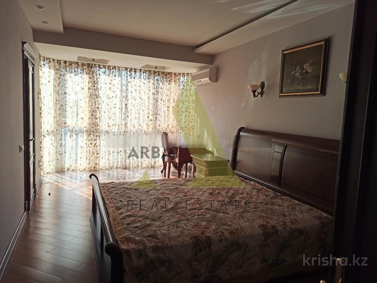 Фото Квартира, 5 комн, 175 м², 2/5 эт., 2005 г.п.