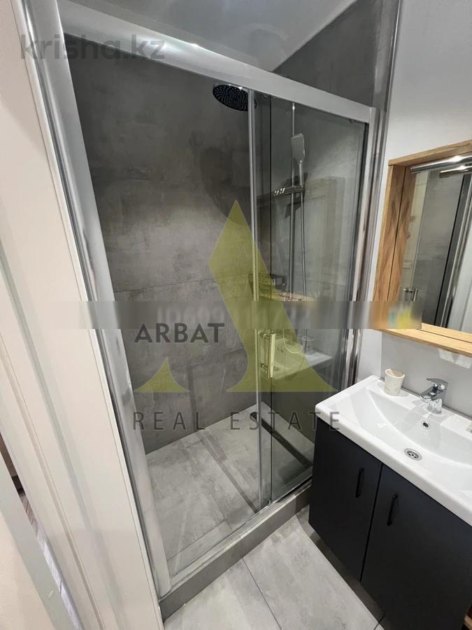 Фото Медцентры и аптеки, образование, 700 м²