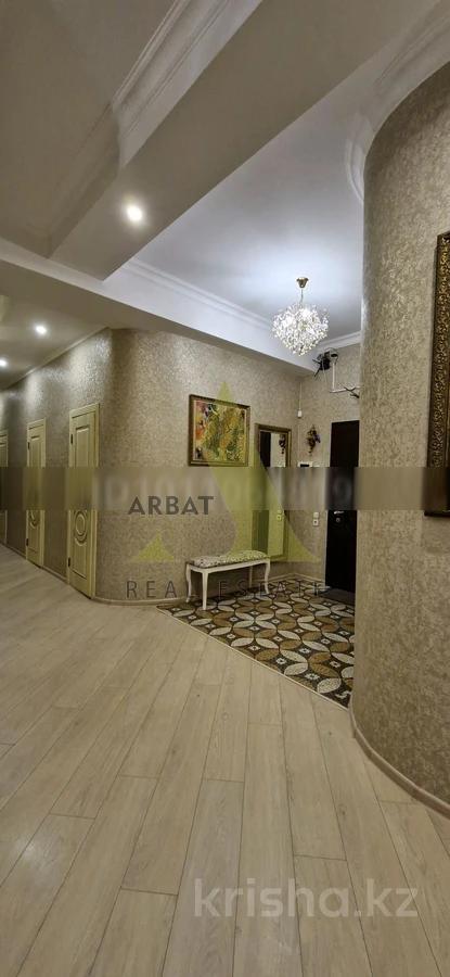 Фото Квартира, 4 комн, 200 м², 6/9 эт., 2017 г.п.