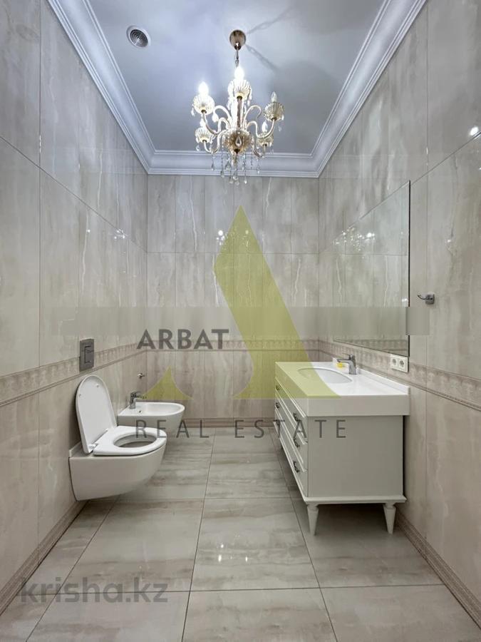 Фото Квартира, 7 комн, 440 м², 7/7 эт., 2016 г.п.