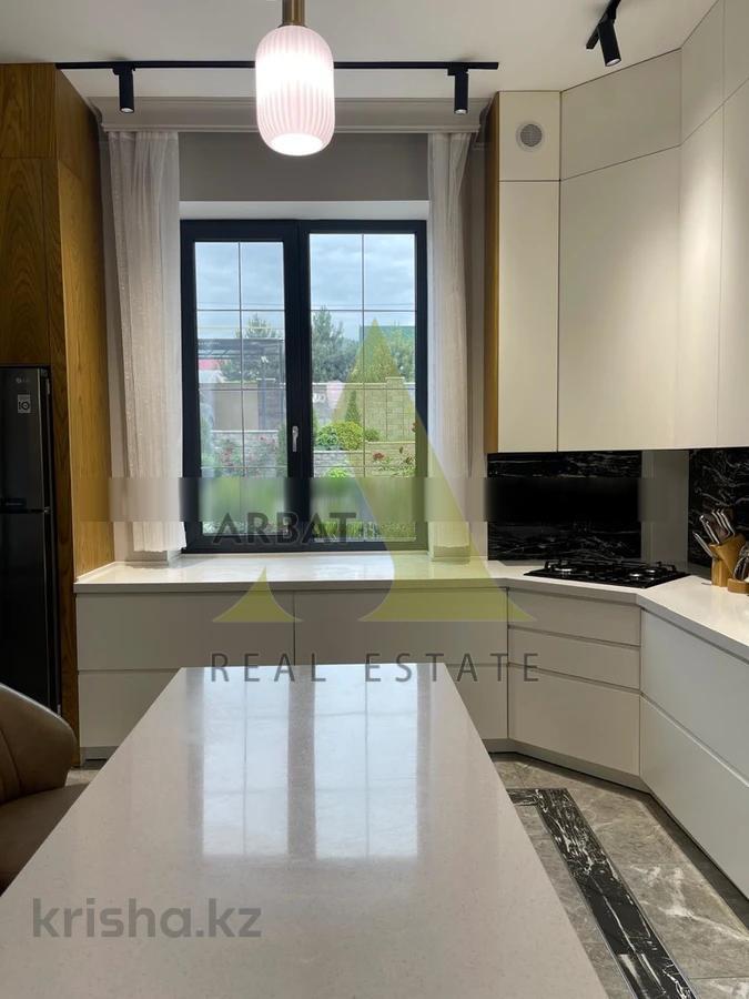 Фото Отдельный дом, 6 комн, 315м²