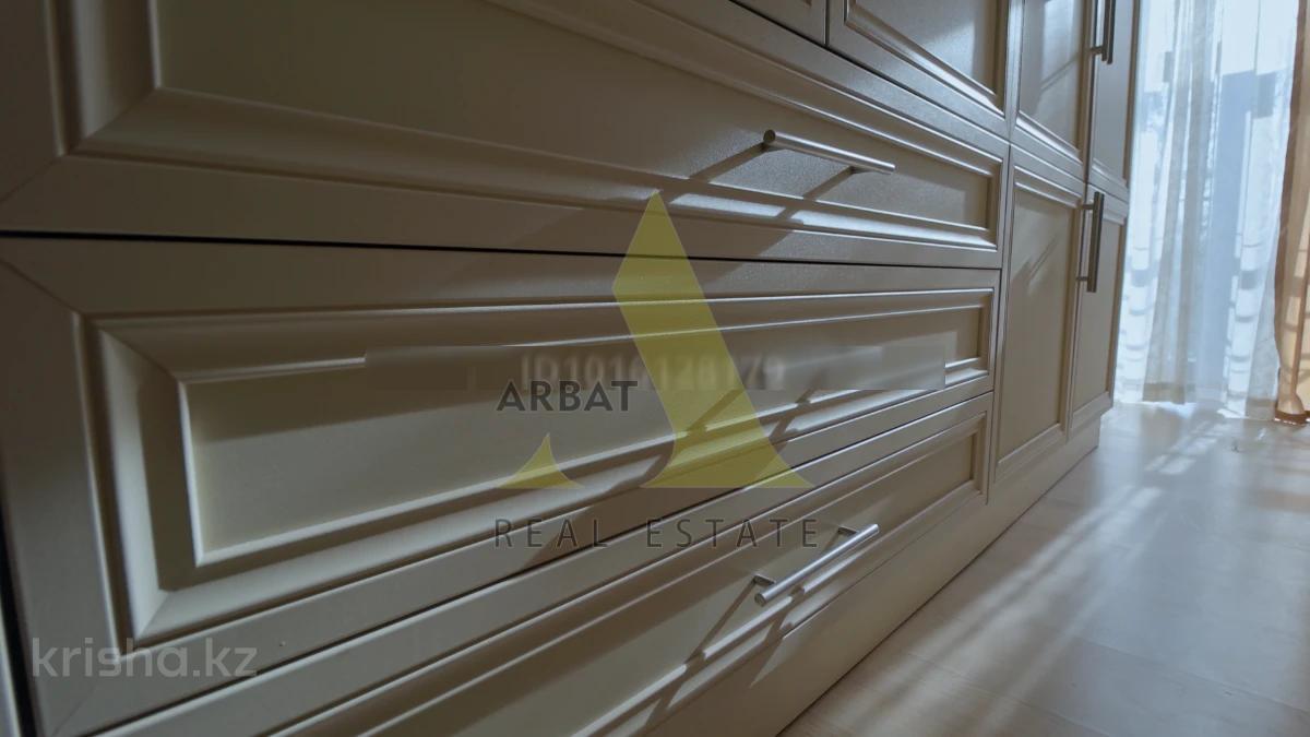 Фото Квартира, 5 комн, 364 м², 3/4 эт., 2011 г.п.