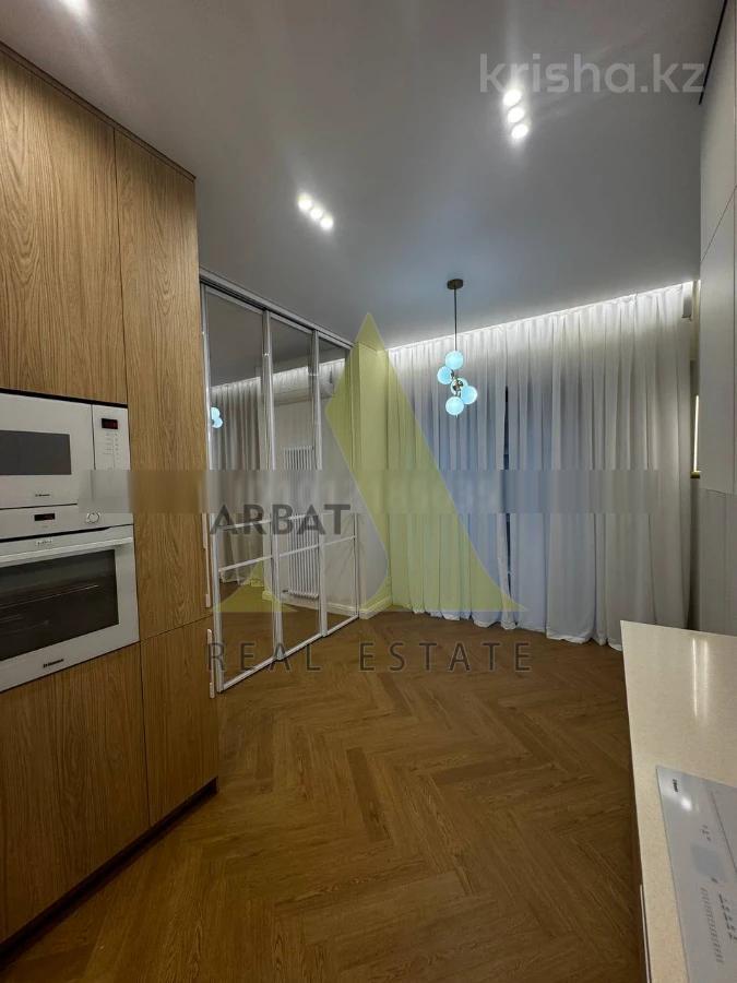 Фото Квартира, 4 комн, 160 м², 2/3 эт., 2023 г.п.