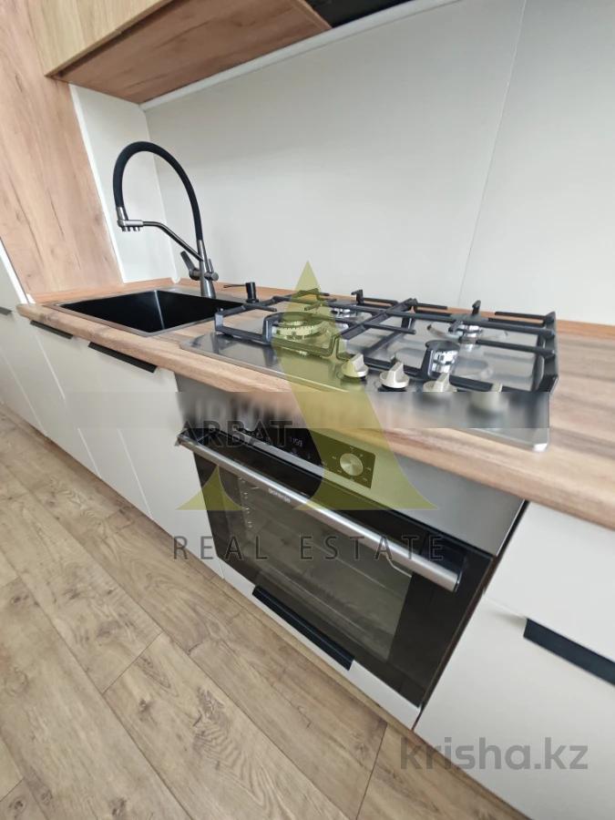 Фото Квартира, 2 комн, 55 м², 5/5 эт.