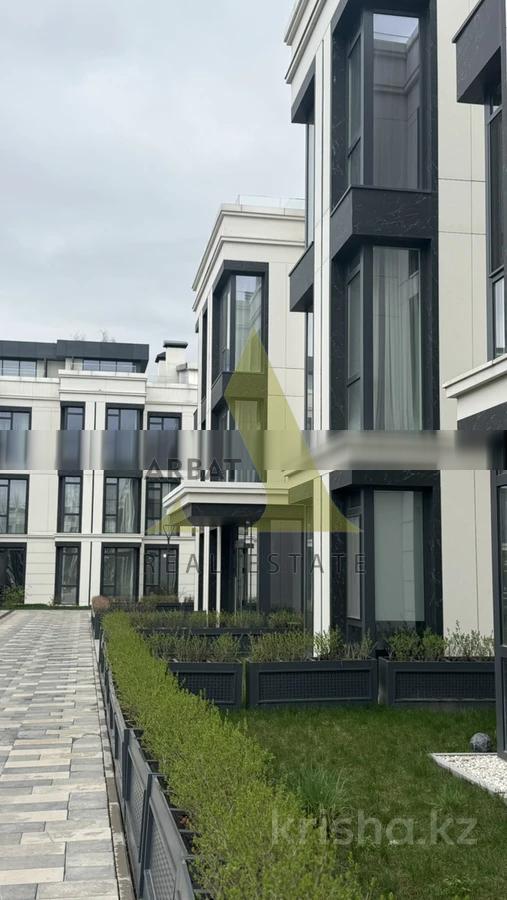 Фото Квартира, 5 комн, 208 м², 3/3 эт., 2022 г.п.