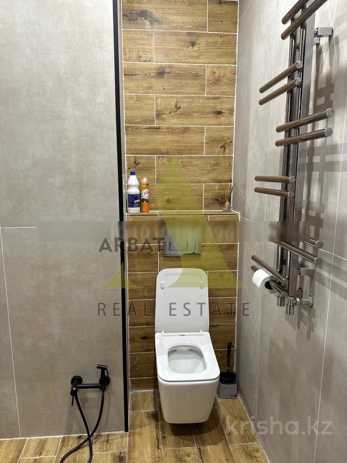 Фото Квартира, 4 комн, 135 м², 6/12 эт.