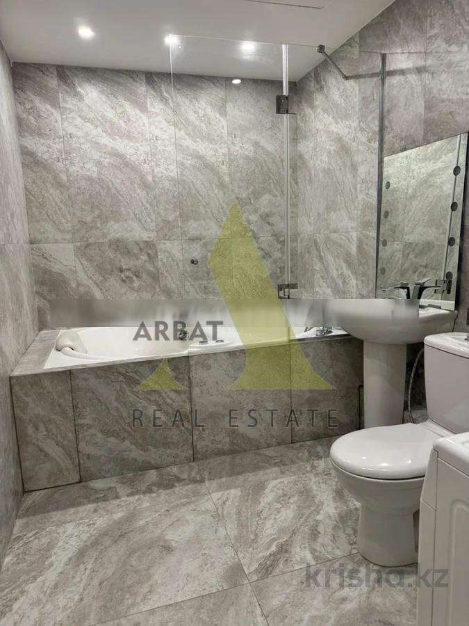 Фото Квартира, 4 комн, 185 м², 4/5 эт.