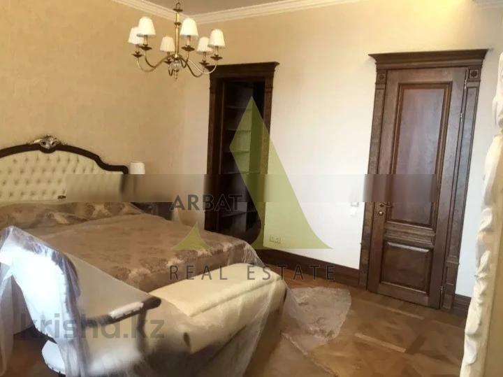 Фото Квартира, 5 комн, 220 м², 2/3 эт., 2009 г.п.